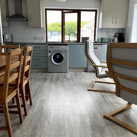 Chalet The At Radharc Na Noileain, *