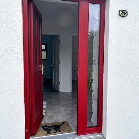 The At Radharc Na Noileain,