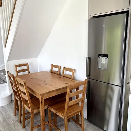 Σαλέ The At Radharc Na Noileain, *