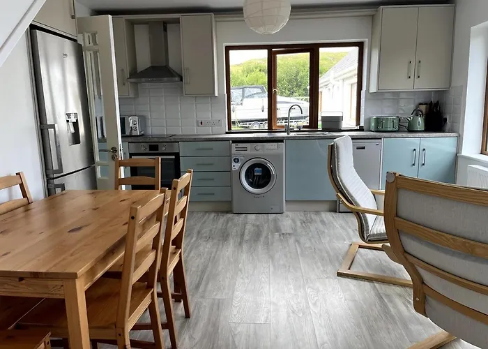 The At Radharc Na Noileain, Westport